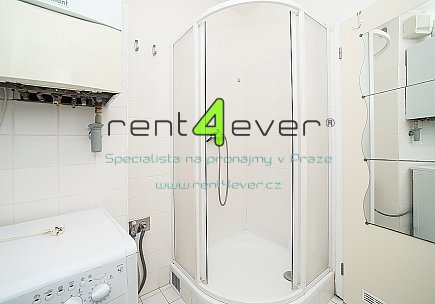 Pronájem bytu, Libuš, Libušská, 1+kk, 35 m2, novostavba, sklep, vestavěné patro, kompletně zařízený, Rent4Ever.cz