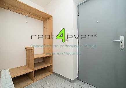 Pronájem bytu, Libuš, Libušská, 1+kk, 35 m2, novostavba, sklep, vestavěné patro, kompletně zařízený, Rent4Ever.cz