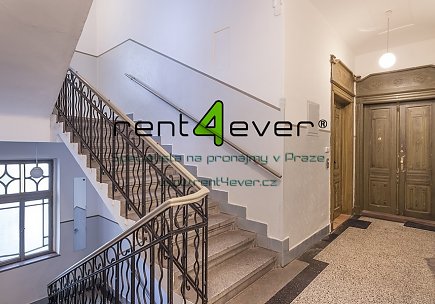 Pronájem bytu, Bubeneč, U studánky, 2+1, 75 m2, cihla, nezařízený, Rent4Ever.cz