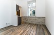 Pronájem bytu, Vinohrady, Francouzská, 1+kk, 30 m2, cihla, vestavěné patro, zahrada, nezařízený, Rent4Ever.cz