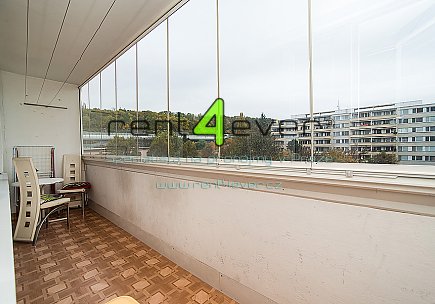 Pronájem bytu, Metro B Invalidovna, U Sluncové, 3+kk, 76 m2, lodžie, sklep, výtah, část. zařízený, Rent4Ever.cz