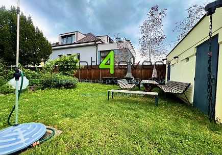 Pronájem bytu, Liboc, Nová Šárka, 1+1 v RD, 26 m2, cihla, zahrada, zařízený nábytkem, Rent4Ever.cz