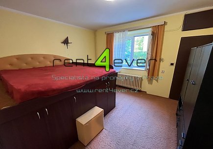 Pronájem bytu, Liboc, Nová Šárka, 1+1 v RD, 26 m2, cihla, zahrada, zařízený nábytkem, Rent4Ever.cz