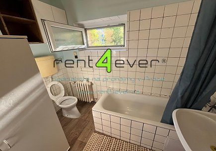 Pronájem bytu, Liboc, Nová Šárka, 1+1 v RD, 26 m2, cihla, zahrada, zařízený nábytkem, Rent4Ever.cz