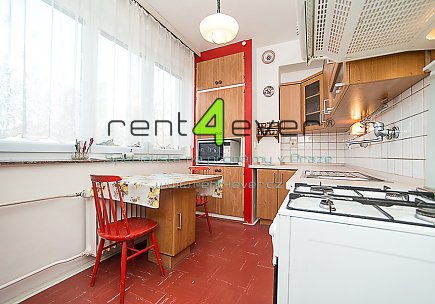 Pronájem bytu, Strašnice, Přetlucká, byt 3+1, 78 m2,  šatna, částečně vybavený nábytkem, Rent4Ever.cz