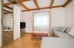 Pronájem bytu, Bílá hora, Ovocná, podkrovní 1+kk ve vile, 50m2, společná zahrada, zařízený, Rent4Ever.cz
