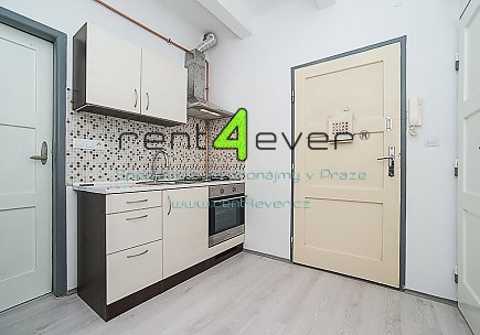 Pronájem bytu, Břevnov, Radimova, byt 2+kk, 50 m2, cihla, po rekonstrukci, terasa, nezařízený, Rent4Ever.cz