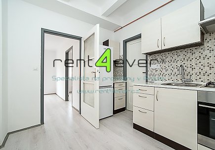 Pronájem bytu, Břevnov, Radimova, byt 2+kk, 50 m2, cihla, po rekonstrukci, terasa, nezařízený, Rent4Ever.cz