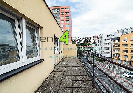 Pronájem bytu, Břevnov, Radimova, byt 2+kk, 50 m2, cihla, po rekonstrukci, terasa, nezařízený, Rent4Ever.cz