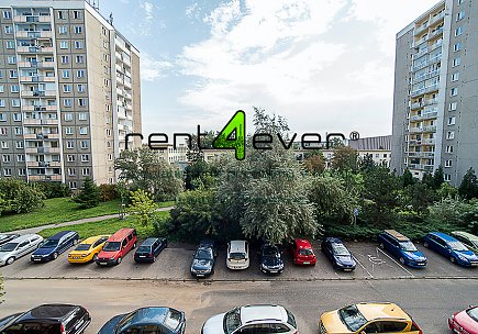Pronájem bytu, Malešice, Ovčárská, 2+1, 58 m2, po rekonstrukci, výtah, šatna, sklep, zařízený, Rent4Ever.cz