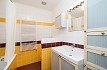 Pronájem bytu, Vinohrady, Na Kozačce, 2+kk, 58 m2, po rekonstrukci, výtah, terasa, část. zařízený, Rent4Ever.cz