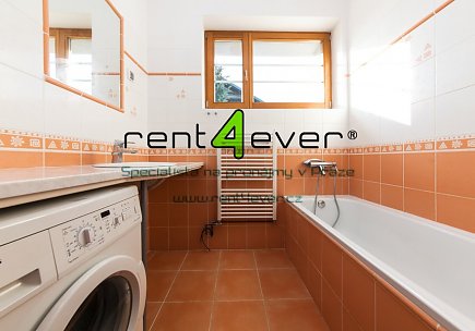 Pronájem bytu, Suchdol, Ke kolonii, byt 1+1, 41 m2, cihla, komora, částečně zařízený , Rent4Ever.cz