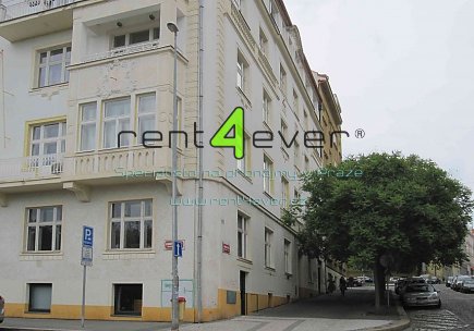 Pronájem bytu, Vinohrady, Rybalkova, byt 4+kk, 132 m2, cihla, balkon, částečně zařízený nábytkem, Rent4Ever.cz