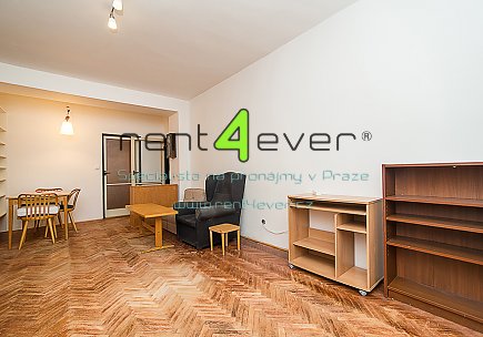 Pronájem bytu, Spořilov, Na Chodovci, 2+1, 49 m2, balkon, 2 neprůchozí pokoje, částečně zařízený, Rent4Ever.cz