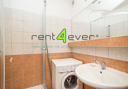 Pronájem bytu, Spořilov, Na Chodovci, 2+1, 49 m2, balkon, 2 neprůchozí pokoje, částečně zařízený, Rent4Ever.cz