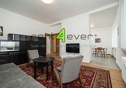 Pronájem bytu, Vršovice, Čeljabinská, 2+1, 66 m2, po rekonstrukci, cihla, balkon, výtah, zařízený, Rent4Ever.cz