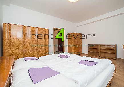 Pronájem bytu, Vršovice, Čeljabinská, 2+1, 66 m2, po rekonstrukci, cihla, balkon, výtah, zařízený, Rent4Ever.cz