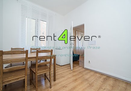 Pronájem bytu, Vršovice, Minská, byt 1+1, 47 m2, cihla, spíž, výtah, vybavení po dohodě, Rent4Ever.cz