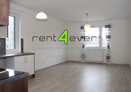 Pronájem bytu, Metro B Kolbenova, byt 1+kk, 36 m2, novostavba, sklep, garážové stání, nevybavený, Rent4Ever.cz