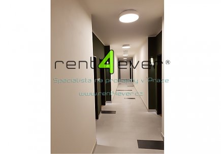 Pronájem bytu, Metro C Střížkov, byt v novostavbě 1+kk, 35 m2, balkon, výtah, nezařízený, Rent4Ever.cz