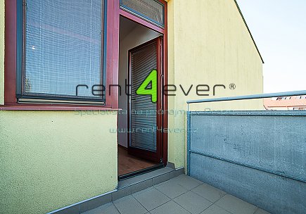 Pronájem bytu, Běchovice, Mladých Běchovic, 2+kk, 56 m2, novostavba, balkon, nezařízený nábytkem, Rent4Ever.cz