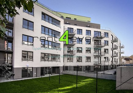 Pronájem bytu, Košíře, Pod radnicí, 2+kk, 51 m2, novostavba, lodžie, výtah, částečně zařízený, Rent4Ever.cz