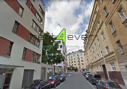 Pronájem bytu, Košíře, Pod Kavalírkou, byt 1+1, 40 m2, cihla, nevybavený nábytkem, Rent4Ever.cz