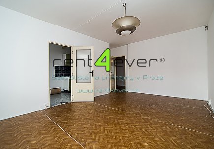Pronájem bytu, Metro B Luka, ul. Fantova, 3+1, 76 m2, lodžie, sklep, výtah, nezařízený nábytkem, Rent4Ever.cz