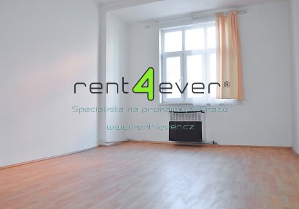 Pronájem bytu, Vysočany, Novovysočanská, 2+kk, 50 m2, po částečné rekonstrukci, cihla, nezařízený , Rent4Ever.cz