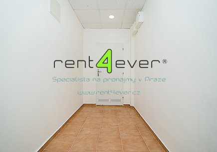 Pronájem bytu, Nusle, Boleslavova, 2+kk, 36 m2, cihla, po celkové rekonstrukci, částečně zařízený, Rent4Ever.cz