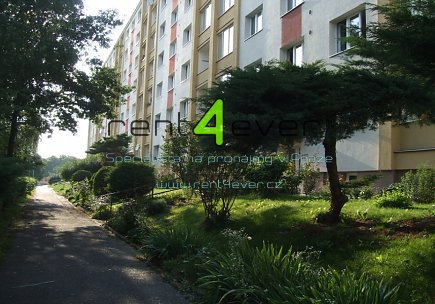 Pronájem bytu, Vokovice, Egyptská, 2+1, 52 m2, po rekonstrukci, výtah, sklep, balkon, nezařízený, Rent4Ever.cz