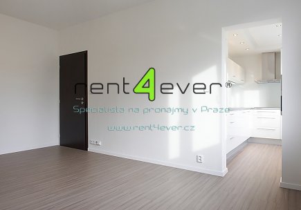 Pronájem bytu, Vokovice, Egyptská, 2+1, 52 m2, po rekonstrukci, výtah, sklep, balkon, nezařízený, Rent4Ever.cz