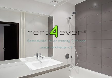 Pronájem bytu, Vokovice, Egyptská, 2+1, 52 m2, po rekonstrukci, výtah, sklep, balkon, nezařízený, Rent4Ever.cz