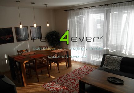 Pronájem bytu, Spořilov, Svojšovická, byt 3+kk, 60 m2, cihla, po rekonstrukci, sklep, zařízený , Rent4Ever.cz