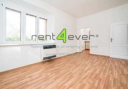 Pronájem bytu,  Metro A Strašnická, ul. Srbínská, 2+kk, 47 m2, po rekonstrukci, cihla, nevybavený , Rent4Ever.cz
