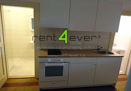 Pronájem bytu, Metro A Strašnická, ul. Za Poštou, 2+kk, 56 m2, cihla, po rekonstrukci, nezařízený, Rent4Ever.cz