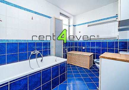 Pronájem bytu, Miškovice, Rychtáře Šimona, ŘRD, 4+1, 144 m2, terasa, zahrada, kryté parkovací stání, Rent4Ever.cz
