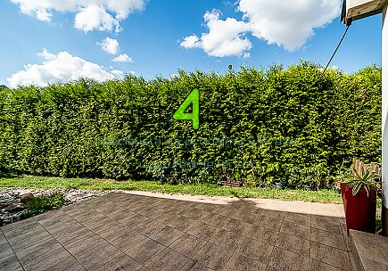 Pronájem bytu, Miškovice, Rychtáře Šimona, ŘRD, 4+1, 144 m2, terasa, zahrada, kryté parkovací stání, Rent4Ever.cz