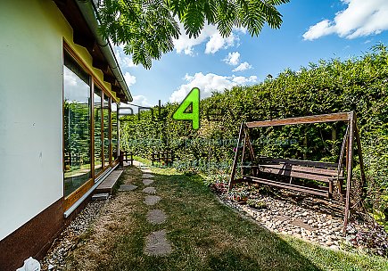 Pronájem bytu, Miškovice, Rychtáře Šimona, ŘRD, 4+1, 144 m2, terasa, zahrada, kryté parkovací stání, Rent4Ever.cz