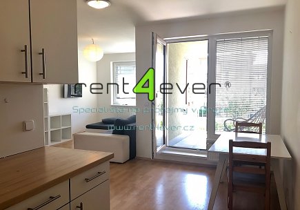 Pronájem bytu, Metro C Kobylisy, Ke Stírce, byt 2+kk, 54 m2, novostavba, 2x balkon, vybavený, Rent4Ever.cz