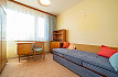 Pronájem bytu, Kobylisy, Chabařovická, byt 3+1, 67 m2, lodžie 4 m2, část. vybavený / nevybavený, Rent4Ever.cz