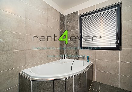 Pronájem bytu, Nová Ves pod Pleší, samostatný RD 4+kk, 114 m2, novostavba, zahrada, nezařízený, Rent4Ever.cz
