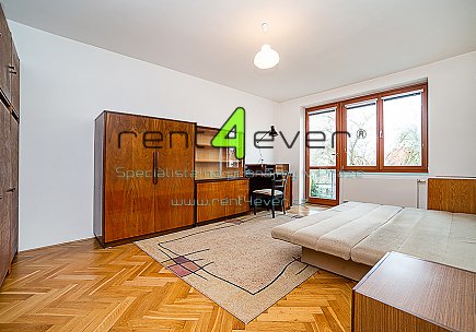 Pronájem bytu, Podolí, Kaplická, 2+kk, 60 m2, cihla, po rekonstrukci, balkon, sklep, vybavený, Rent4Ever.cz
