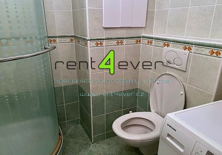 Pronájem bytu, Vysočany, Jana Přibíka, byt 1+kk, 33 m2, novostavba, výtah, vybavený nábytkem, Rent4Ever.cz