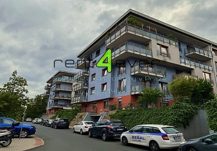 Pronájem bytu, Vysočany, Jana Přibíka, byt 1+kk, 33 m2, novostavba, výtah, vybavený nábytkem, Rent4Ever.cz