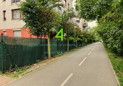 Pronájem bytu, Vysočany, Jana Přibíka, byt 1+kk, 33 m2, novostavba, výtah, vybavený nábytkem, Rent4Ever.cz