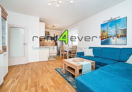 Pronájem bytu, Sobín, Ke Zličínu, byt 2+kk, 60 m2, novostavba, balkon, garáž. stání, vybavený , Rent4Ever.cz