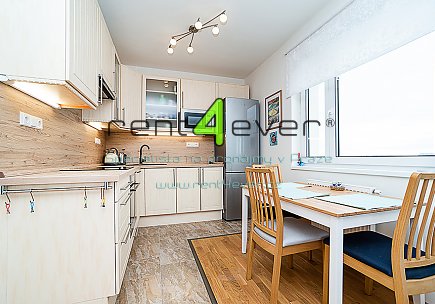 Pronájem bytu, Sobín, Ke Zličínu, byt 2+kk, 60 m2, novostavba, balkon, garáž. stání, vybavený , Rent4Ever.cz