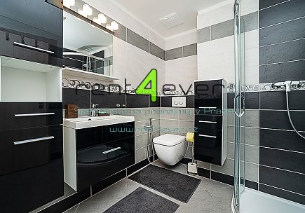 Pronájem bytu, Sobín, Ke Zličínu, byt 2+kk, 60 m2, novostavba, balkon, garáž. stání, vybavený , Rent4Ever.cz