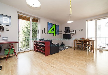 Pronájem bytu, Hrdlořezy, U Smetanky, 2+kk, 62 m2, novostavba, balkon, garáž. stání, vybavený, Rent4Ever.cz
